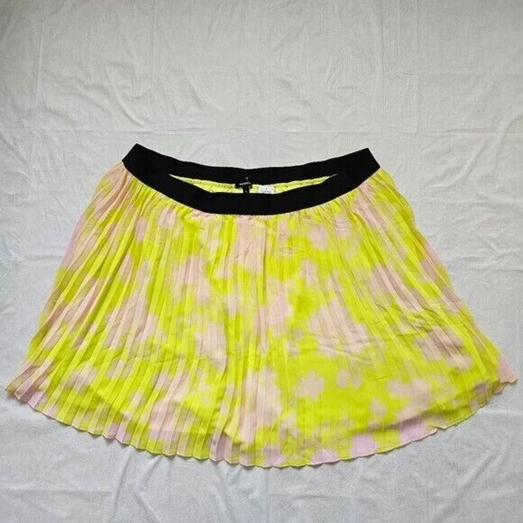 Torrid Skirt Womens US 5X 28 Chiffon Pleated Lined Yellow Pink Floral Flowy Boho - Picture 3 of 13